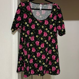 LulaRoe perfect tee large